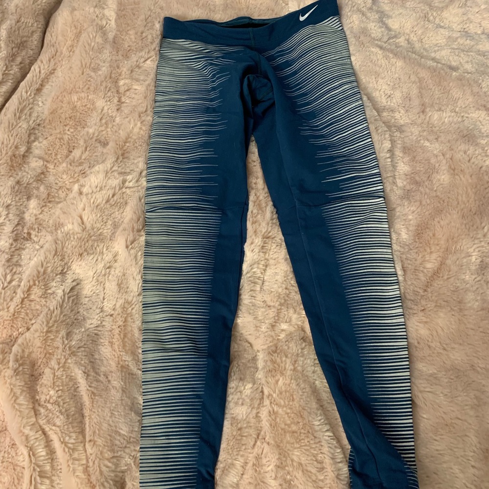 Nike leggings